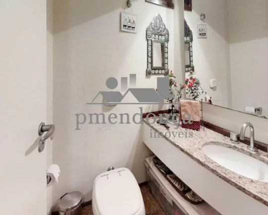Imagem Apartamento à venda em Higienópolis com 3 suítes e 3 vagas, 210m2