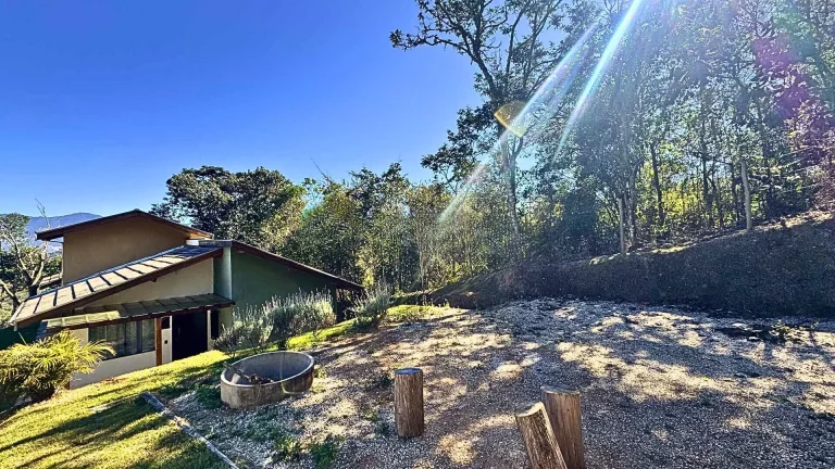 Imagem Entrou, Viveu: A Praticidade de uma Casa Pronta na Mantiqueira