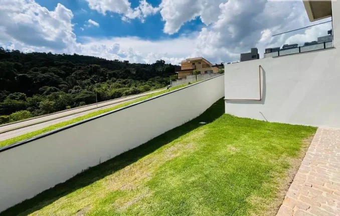 Imagem CASA DOS SEUS SONHOS EM CONDOMÍNIO FECHADO  ATIBAIA!
