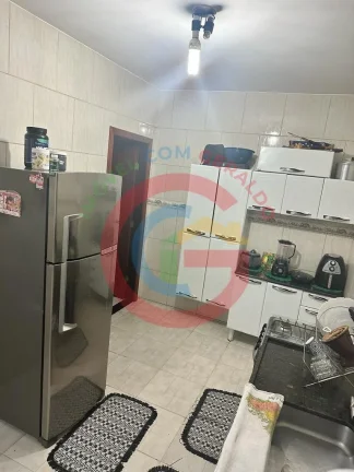 Imagem Casa com 2Q + Casa com 3Q - Excelente imóvel com 2 casas Jardim Califórnia