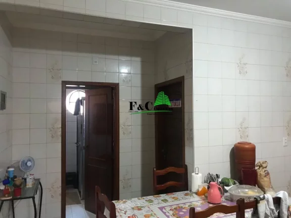 Imagem Casa para Venda em Limeira, Jardim Boa Vista, 4 dormitórios, 1 banheiro, 2 vagas