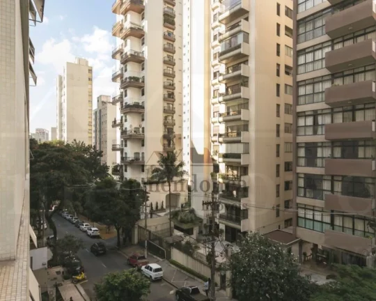Imagem Apartamento com living para 3 ambientes, 3 dormitórios sendo 1 suíte com closet, banheiros sociais...