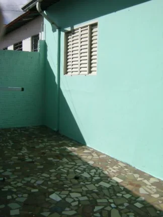 Imagem Nova America - 4 casas simples totalizando 236,28 m² em uma área de 484 m² Abrigo para 4 carros A...