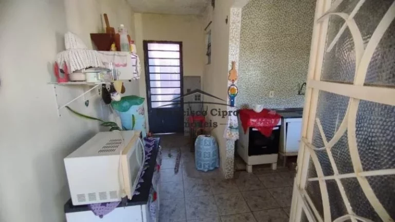Imagem Casa à venda no bairro Parque Santa Clara - Guaratinguetá/SP
