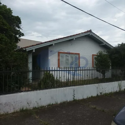 Imagem Casa a venda com 3 dormitorios no centro de Torres/RS