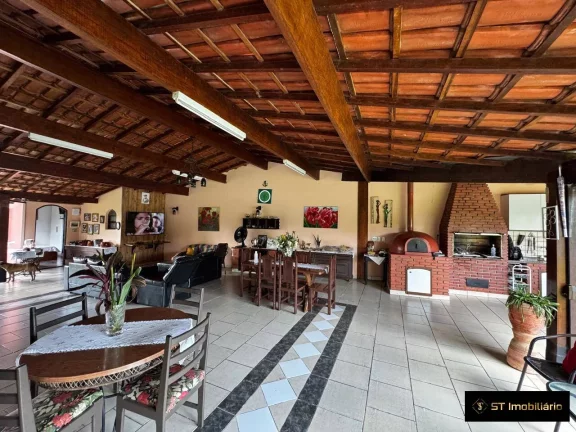 Imagem Chácara à venda em Mairiporã Próxima ao Centro - 4.100m² por R$1.790.000!
