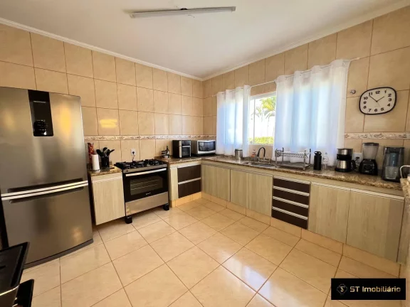 Imagem Casa à venda em Condomínio na região de Atibaia/SP - R$1.850.000!
