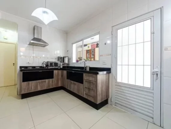 Imagem Casa para Venda em São Paulo, Vila Pompéia, 3 dormitórios, 3 suítes, 4 banheiros, 2 vagas