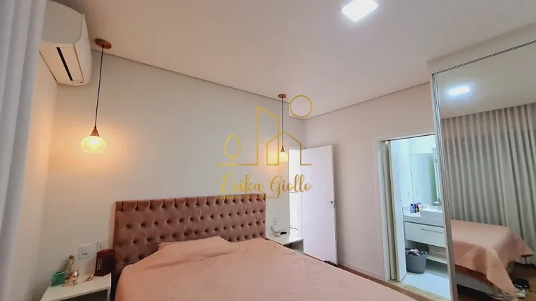 Imagem Casa em Condomínio a Venda no bairro Jardim Carolina - Jundiaí, SP