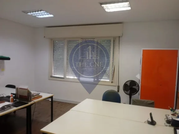 Imagem Casa Comercial para Venda em São Paulo-SP, Jardim Paineiras: 15 Quartos, 7 Banheiros, 10 Vagas na Garagem!