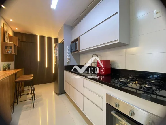 Imagem Apartamento porteira fechada, com 2 dormitórios à venda, 77 m² por R$ 960.000 - Ponta da Praia - Santos/SP