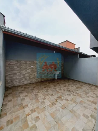 Imagem Casa na Praia de Itanhaém com 2 vagas de garagem