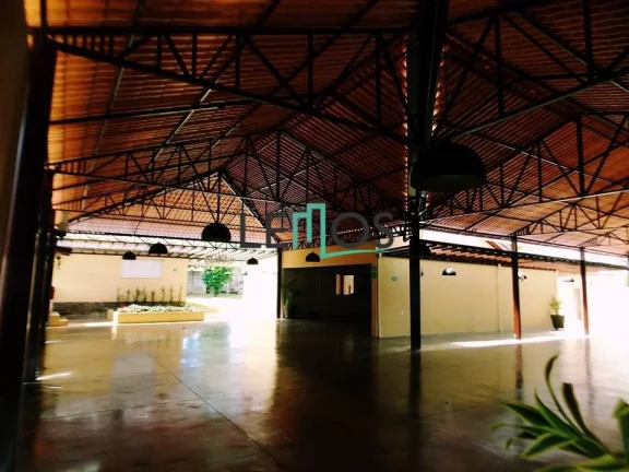 Imagem VENDE-SE CHACARA PARA EVENTOS ( EXCELENTE OPORTUNIDADE PARA INVESTIMENTO )