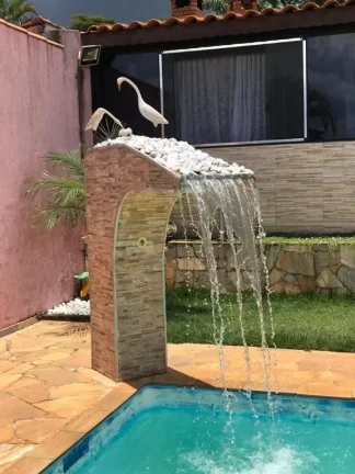 Imagem Chácara com 4 dormitórios à venda, 1050 m² por R$ 900.000,00 - Varinhas - Mogi das Cruzes/SP