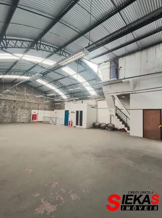 Imagem Galpão para locação no bairro Maranhão, São Paulo-SP: 6 salas, 4 banheiros, 1 vaga de garagem e 1.614m² de área.