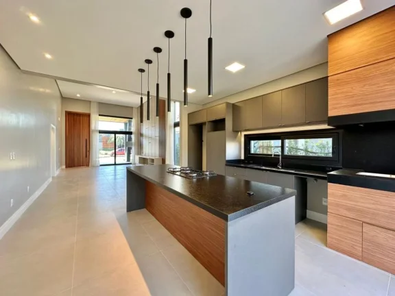 Imagem Casa em Condominio 4 Dormitórios - Bairro --