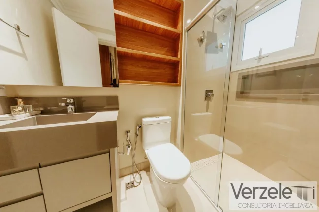 Imagem Apartamento Quadra Mar para Venda em Balneário Camboriú / SC no bairro Pioneiros