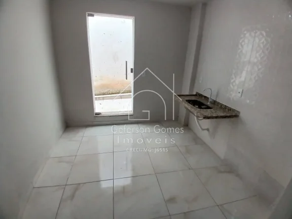 Imagem Casa à Venda - Com 2 pavimentos - Centro - Mantena - MG
