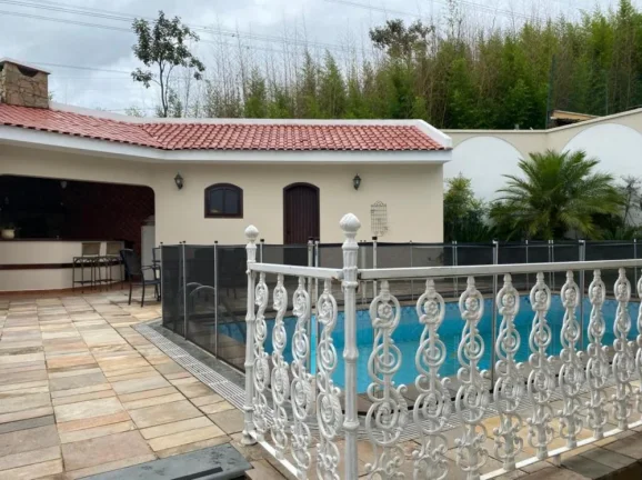 Imagem Casa no Res. Alpha 6 - 380m²