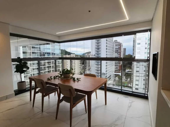 Imagem Apartamento alto padrão com 3 dormitórios sendo 1 suíte e 2 vagas em Joinville/SC