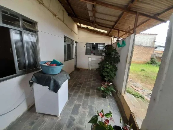 Imagem Casa à venda em Barbacena, Santo Antônio, com 2 quartos, 62,00m2