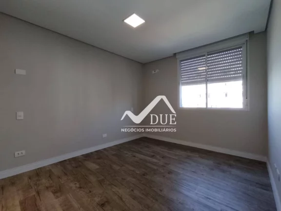 Imagem Apartamento na quadra da praia com 3 suites à venda, 136 m² por R$ 1.060.000 - Boqueirão - Santos/SP
