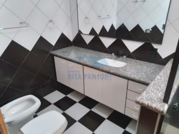Imagem Casa Sobrado - Monte Alto - Centro - Região Central