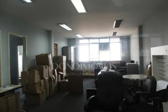 Imagem Galpão para venda e locação, na Vila Leopoldina, Zona Oeste de São Paulo. Galpões com escritór...