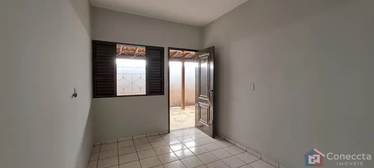 Imagem Prédio à Venda com 4 Apartamentos + Meia Água no Bairro Pelluzo – Patos de Minas/MG | Ótima Renda!