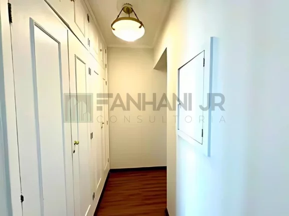 Imagem Apartamento para modernização no Jardim Paulista: 3 Quartos, 1 Suíte, 3 Salas, 3 Banheiros, 2 Vagas, 210m². Venha Conhecer!