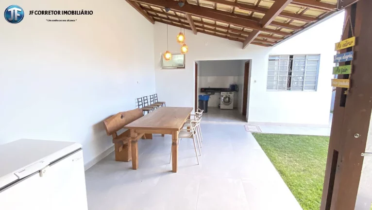 Imagem Casa com 3 Quartos à Venda, 195 m² em Imbaúbas - Ipatinga