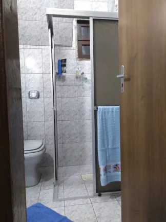 Imagem Casa com 2 dormitórios e 3 vagas de garagem no Centro de Porto Belo