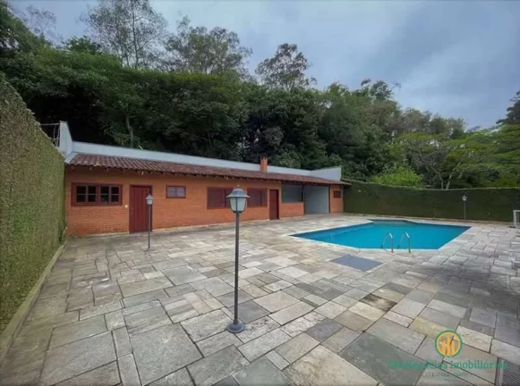 Imagem Casa no Miolo da Granja com 4d / 2sts, piscina, gourmet, hóspedes!