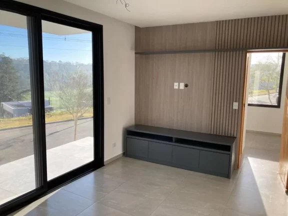 Imagem Sobrado com 3 dormitórios à venda, 342 m² por R$ 2.770.000,00 - Jardim São Pedro - Mogi das Cruzes/SP