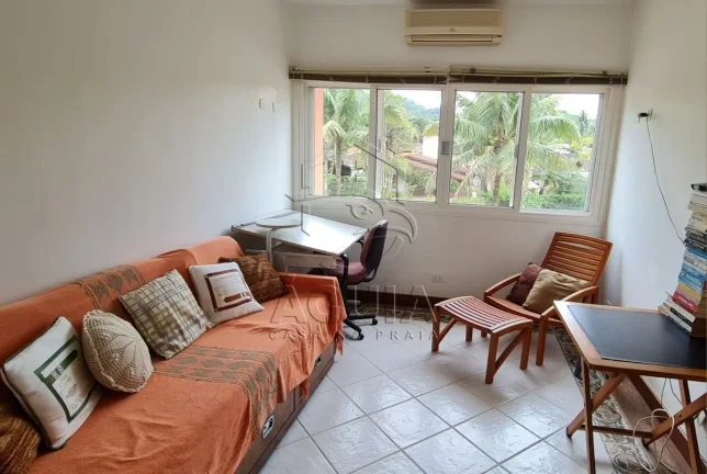 Imagem Casa de condomínio à venda na praia do Lázaro em Ubatuba!