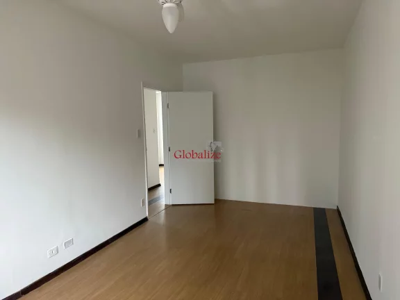 Imagem Apartamento com 2 Dormitórios à venda no Coração do Gonzaga por R$480.000,00