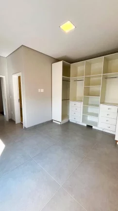 Imagem Casa de esquina condomínio Euroville 2