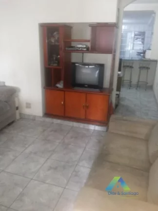 Imagem Lindo sobrado todo reformado, com 3 dormitórios, 1 vaga com fácil acesso a comércios e principais avenidas.