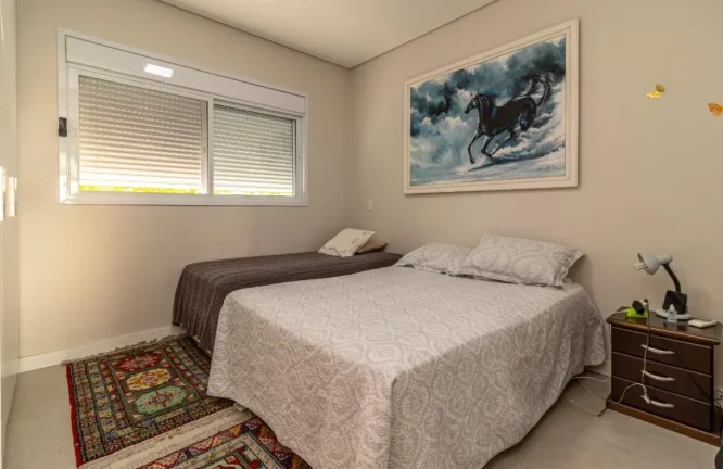 Imagem Casa em Condomínio de Luxo em Sorocaba-SP, Bairro Caguassu: 3 Quartos, 3 Suítes, 4 Salas, 5 Banheiros, 4 Vagas, 285m²!