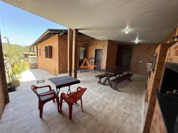 Imagem Vista Maravilhosa, casa na Praia de São Miguel, com 04 quartos em Penha com ótima localização.