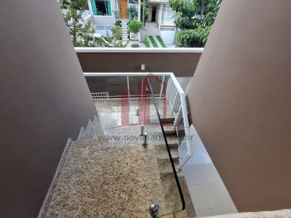 Imagem Casa de Luxo em Condomínio - 3 suítes, 5 banheiros, 5 vagas, 239m² - Franco da Rocha, Villa Verde.