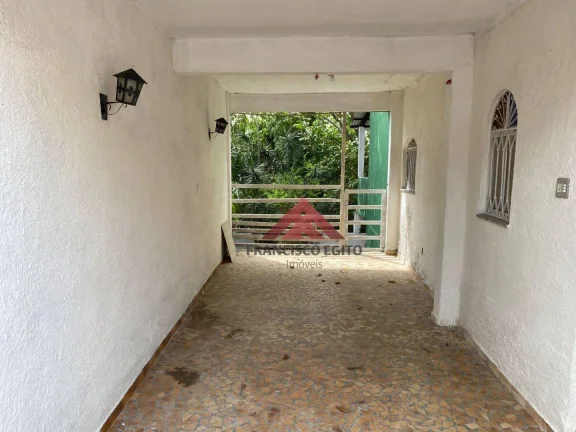 Imagem Casa com 3 dormitórios à venda por R$ 350.000,00 - Colubande - São Gonçalo/RJ