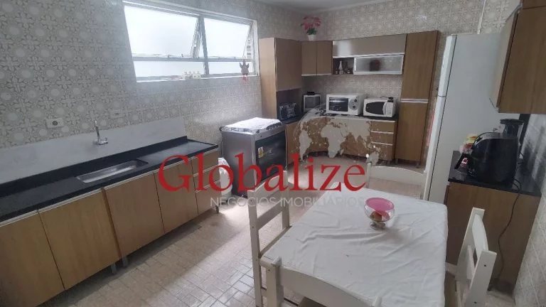 Imagem Apartamento de 3 dormitórios com garagem fechada primeiro andar no bairro do Boqueirão em Santos (SP) por R$.475.000,00 !