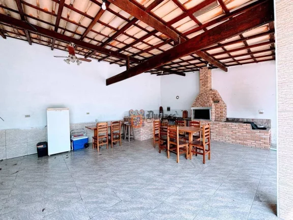 Imagem Sobrado com 3 dormitórios à venda, 182 m² por R$ 800.000 - Pontal de Santa Marina - Caraguatatuba/SP