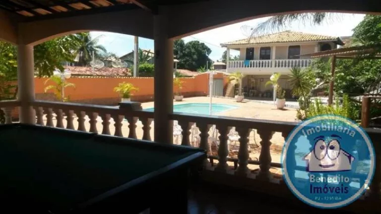 Vendo casarão tipo pousada em Mogiquiçaba , Bahia.