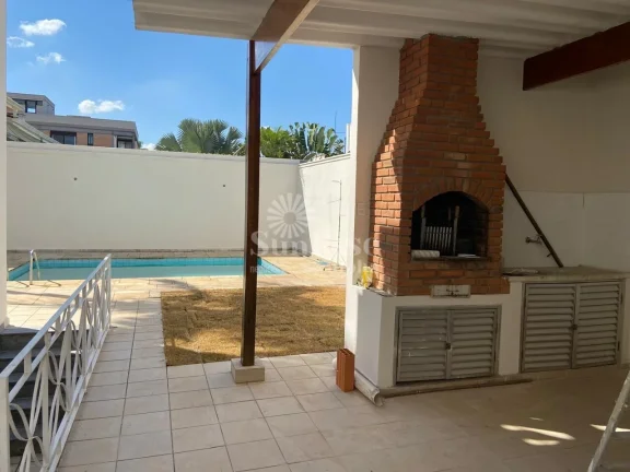 Imagem Casa para alugar em Alphaville com 4 quartos e 6 vagas 550m² - Alphaville 2 - Barueri/SP