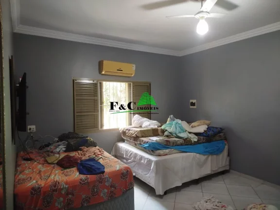 Imagem Chácara para Venda em Limeira, Bairro dos Pires, 4 dormitórios, 2 suítes, 3 banheiros, 2 vagas