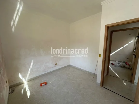 Imagem Linda casa no Jd. Antares, próxima à Av. São João, com 3 dormitórios, sendo 1 suíte, e conceito aberto entre sala e cozinha. Conforto e praticidade garantidos.