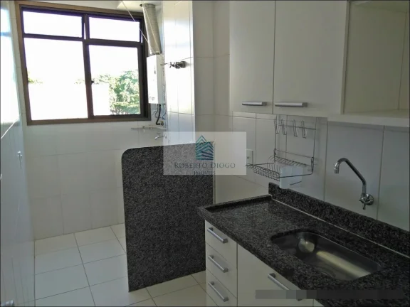 Imagem Apartamento à venda no Centro de Niterói-RJ: 2 quartos, 1 suíte, 1 sala, 1 vaga, 57m² - Imperdível!