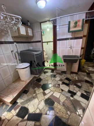 Imagem Casa para Venda em Limeira, Jardim Planalto, 3 dormitórios, 1 suíte, 2 banheiros, 3 vagas